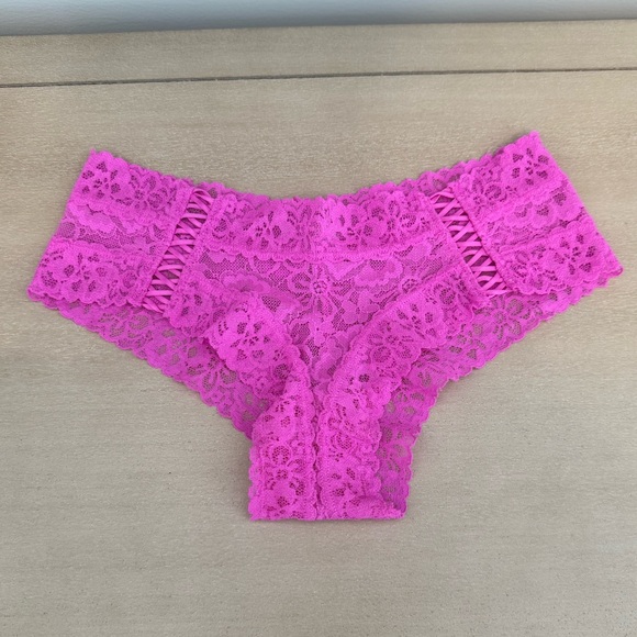 Victoria’s Secret Lacie Cheeky set of 5 - Picture 2 of 6